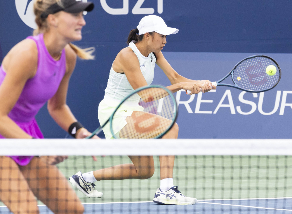 场边观看比 场边观看比